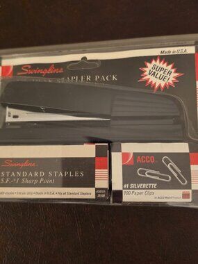 Swingline 545 Desk Stapler Pack standard stapler - New/Sealed